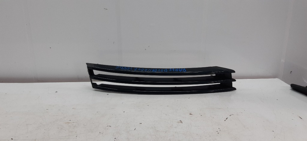 018K27AA Grila Proiector Range Rover Vogue L405