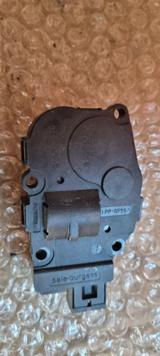 02013 00950 Motoras aeroterma bmw f10, a