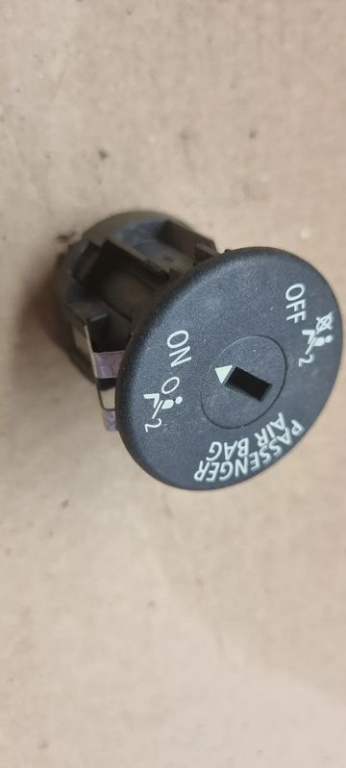 06405 Buton on off activare airbag bmw f10 9196886 05