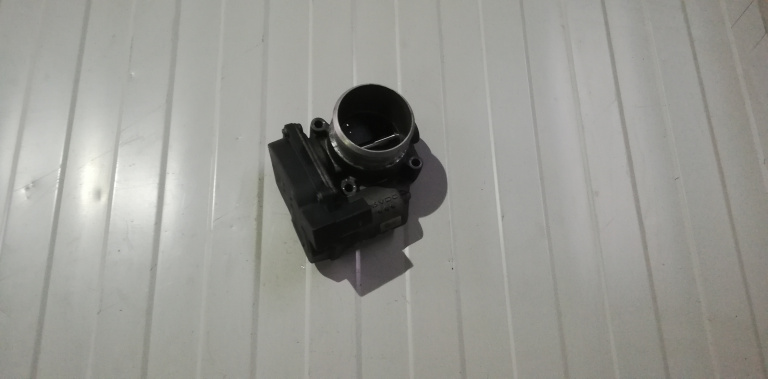 06F133062G Clapeta acceleratie Audi A4 B8 Sedan 1.8 TFSI 160 cai cod motor CABB CAB an 2009 2010