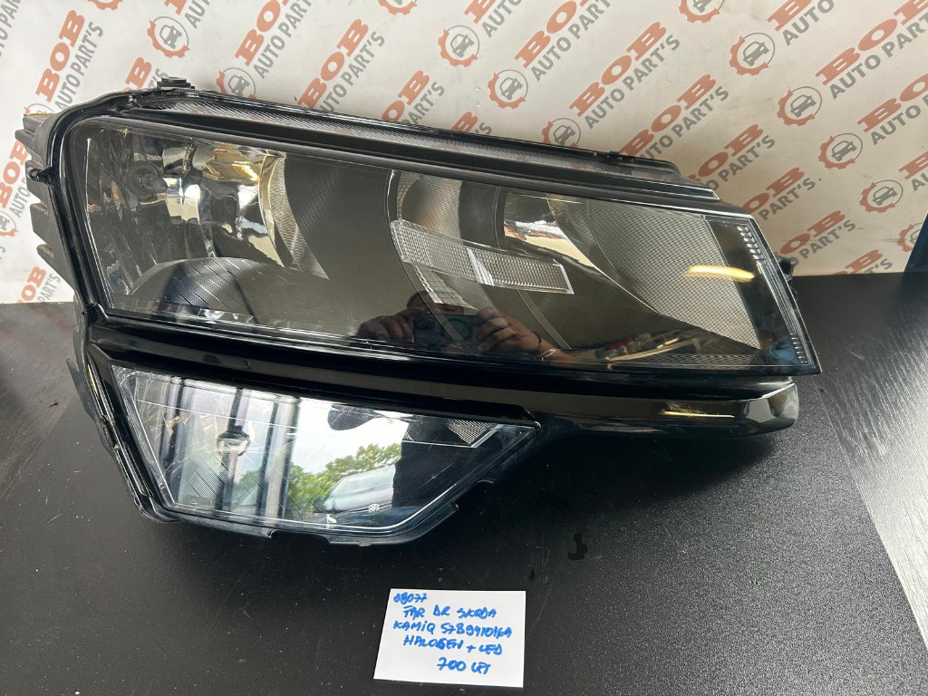 08077 FAR DREAPTA SKODA KAMIQ HALOGEN + LED COD 57B941016A