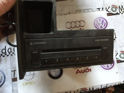 1T0035110A magazie cd Volkswagen touran