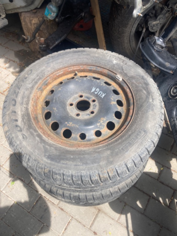 2 bucati jante tabla pe 16" 5x108 ford kuga 6,5 j et 50 cu anvelope iarna pirelli 235/60/16 profil 6mm