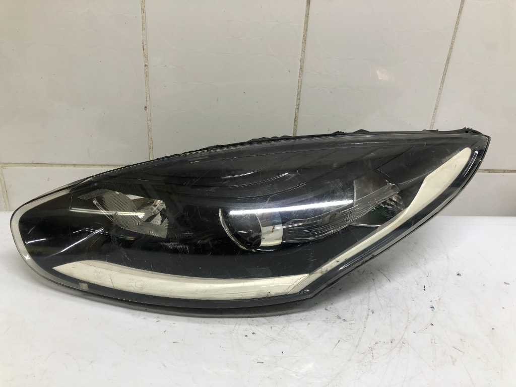 260601781R FAR STANGA HALOGEN Renault MEGANE 3 2008-2016
