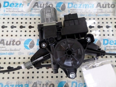 5Q0959812A motoras dreapta spate Skoda Octavia Com