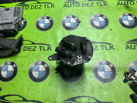 7N0127400 Carcasa filtru motorina VW Passat B7 Combi 1.6 TDI 105 cai motor CAY CAYC an 2011