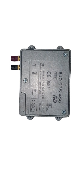 8J0035456 Amplificator antena Audi Fab: 2007-Prezent