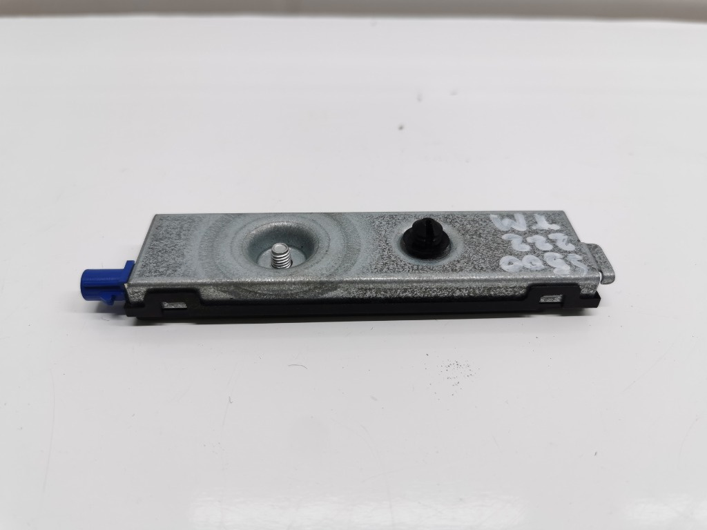 A1669061200 amplificator antena mercedes s class w222