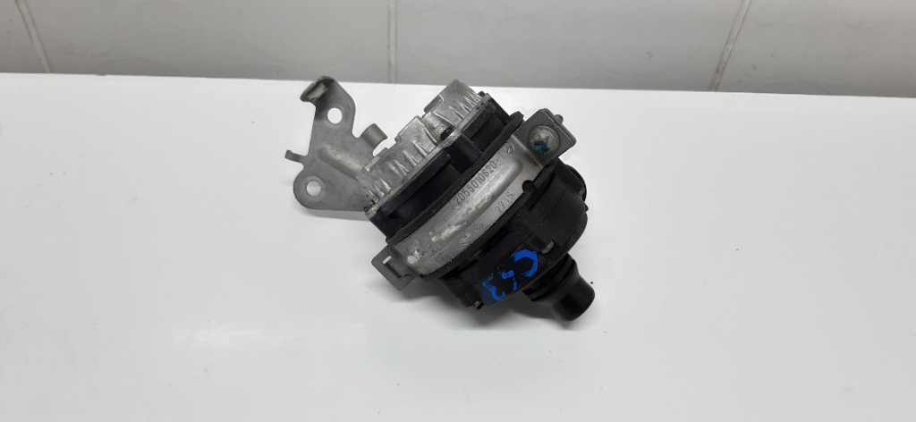A2055010620 Pompa Apa Electrica Mercedes C Class W205