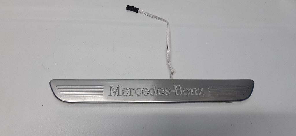 A2056807003 Ornament Prag Dreapta Fata Iluminat Mercedes C Class W205