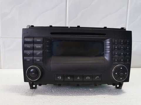 A2098202989 Radio / CD Player / Navigatie Mercedes CLK W209/C209 2003/2004/2005/2006/2007/2008/2009/2010