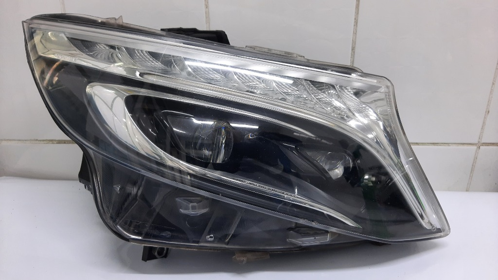 A4479060001 FAR DREAPTA ILS MERCEDES V-CLASS W447 2014-2024