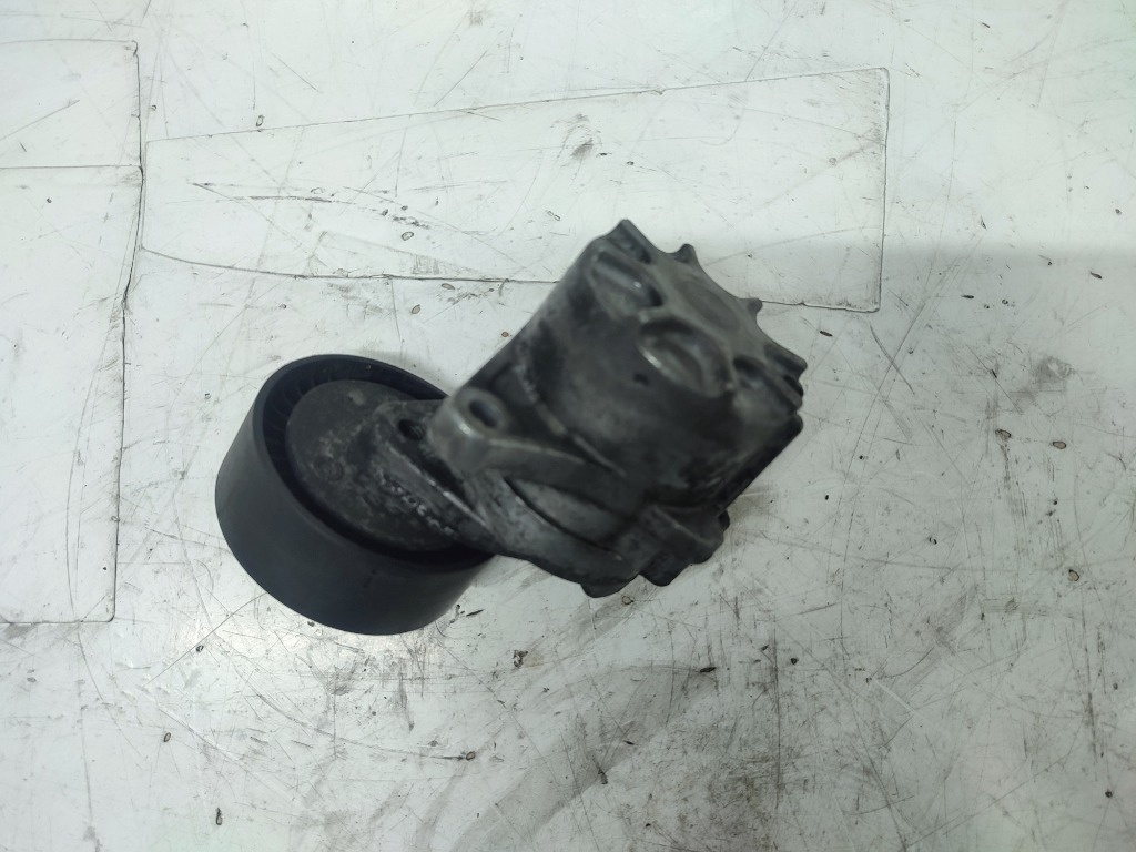 A6112000570 Rola Intinzator 0M612 Merced