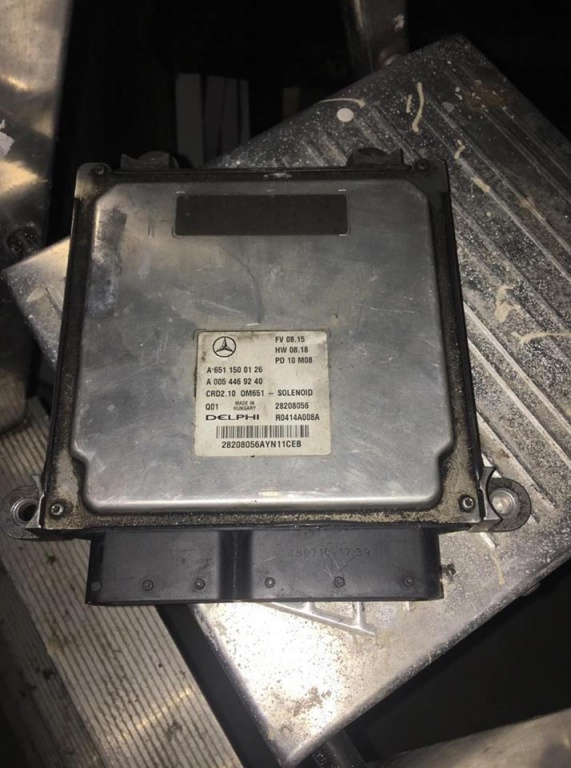 A651 150 01 26 ; A005 446 92 40 Calculator motor ( ECU ) Mercedes Sprinter 2010 - Euro 5