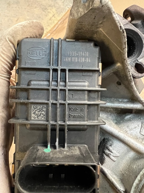 Actuator electric turbosuflanta Bmw F11 2012 2.0 diesel N47T 184cp Actuator electric turbosuflanta Bmw F11 2012 2.0 diesel N47T 184cp 49335-19410 / 6NW 010 430-04 BMW Seria 5 F11 [2009 - 2013] Touring wagon 520 d MT (184 hp) Dezmembrez Bmw F11 2012 2