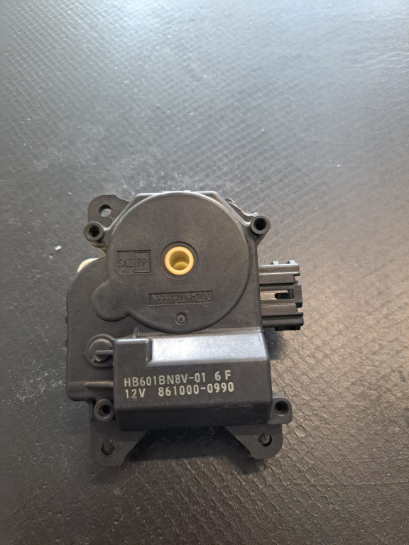 Actuator electronic aeroterma Mazda 3 (BK) 2003 > 2009 - COD 8610000990