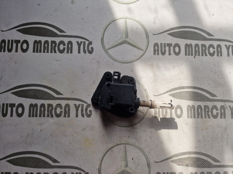 Actuator/motoras deschidere haion Audi A4 B6 8e9827833