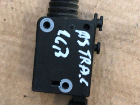 Actuator motoras deschidere portbagaj Opel Astra G break 2001 90460062