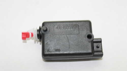 Actuator(motoras)pentru capota portbagaj