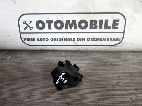 Actuator usa rezervor Skoda Octavia 3 Hatchback: 7P0810773D