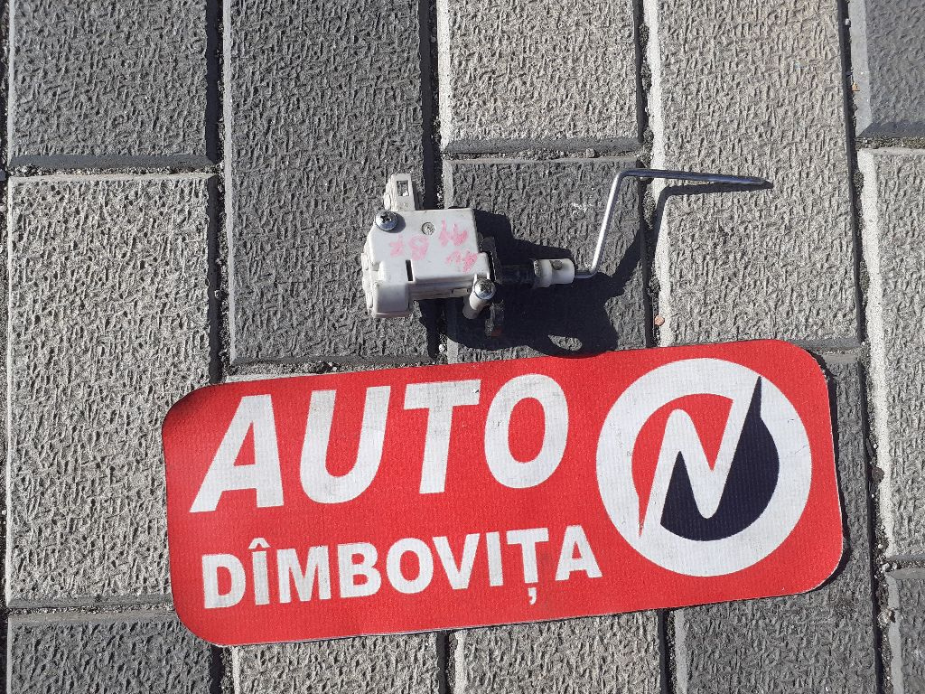 ACTUATOR USITA REZERVOR AUDI A4 B7 2005 OEM:8E0862153A.