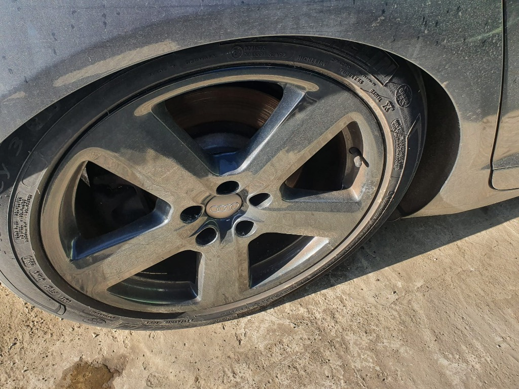 Aeroterma Audi A6 C6 2006 quattro perne 