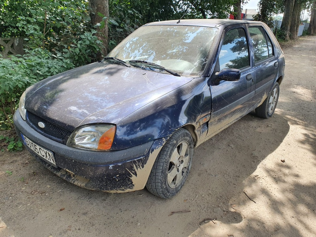 Aeroterma Ford Fiesta 4 2001 hatchback 1