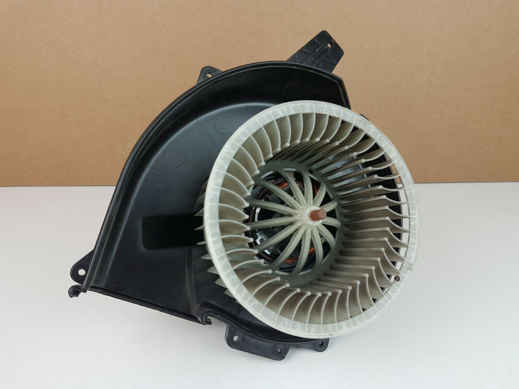 Aeroterma Skoda Rapid 2012/07-2015/06 1.4 TSI 90KW 122CP Cod 6Q1819015C