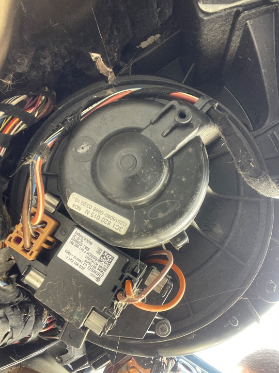 Aeroterma VW Passat B6 B7 Golf 5 6 Touran Audi A3 3C1820015N 3C0907521F