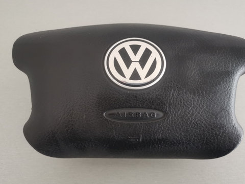 Airbag Airbag volan Volkswagen Passat 5.5 / Golf 4 cod 1377050a 1377050a Volkswagen VW Passat