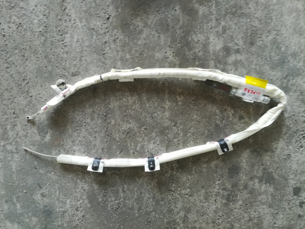 Airbag cortina dreapta Skoda Superb 2 cod 3T5880742