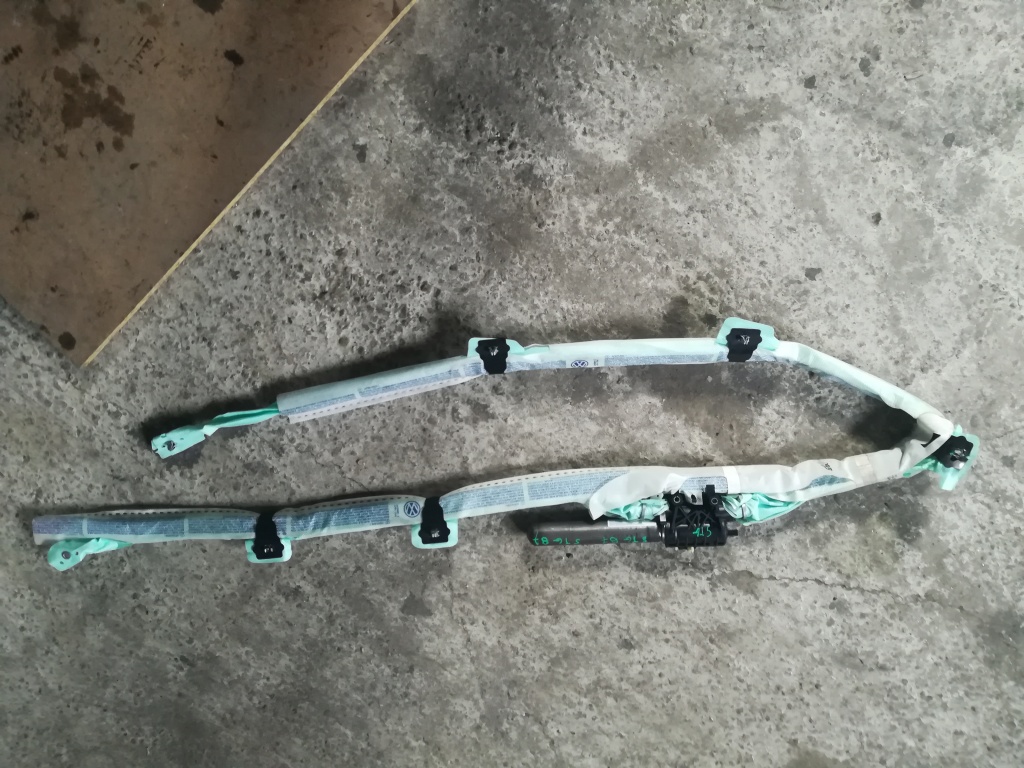 Airbag cortina stanga VW Passat B7 din 2010 2011 2