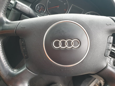 Airbag de pe Volan Cu Comenzi in 4 Spite Audi A4 B6 2001 - 2005 [C1983]