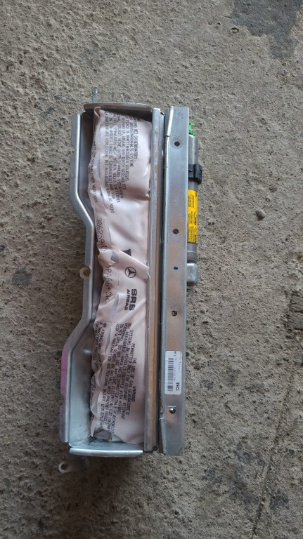Airbag genunchi Mercedes C Class C220 W204