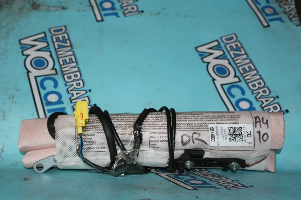 Airbag scaun dreapta Audi A4 B8 cod 8K0880242F