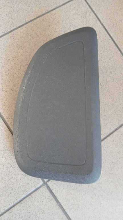Airbag scaun stânga față Opel Corsa D, an fabricație 2008, cod 30363273B