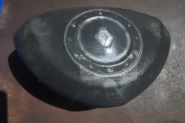 Airbag volan Airbag volan - 8200071205B - Renault Laguna II 2002 2003 2004 8200071205B Renault Laguna [facelift] [1998 - 2001]
