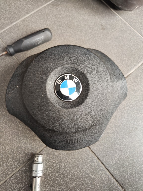 Airbag volan Bmw 1 (E81, E87) Cod: 6779828
