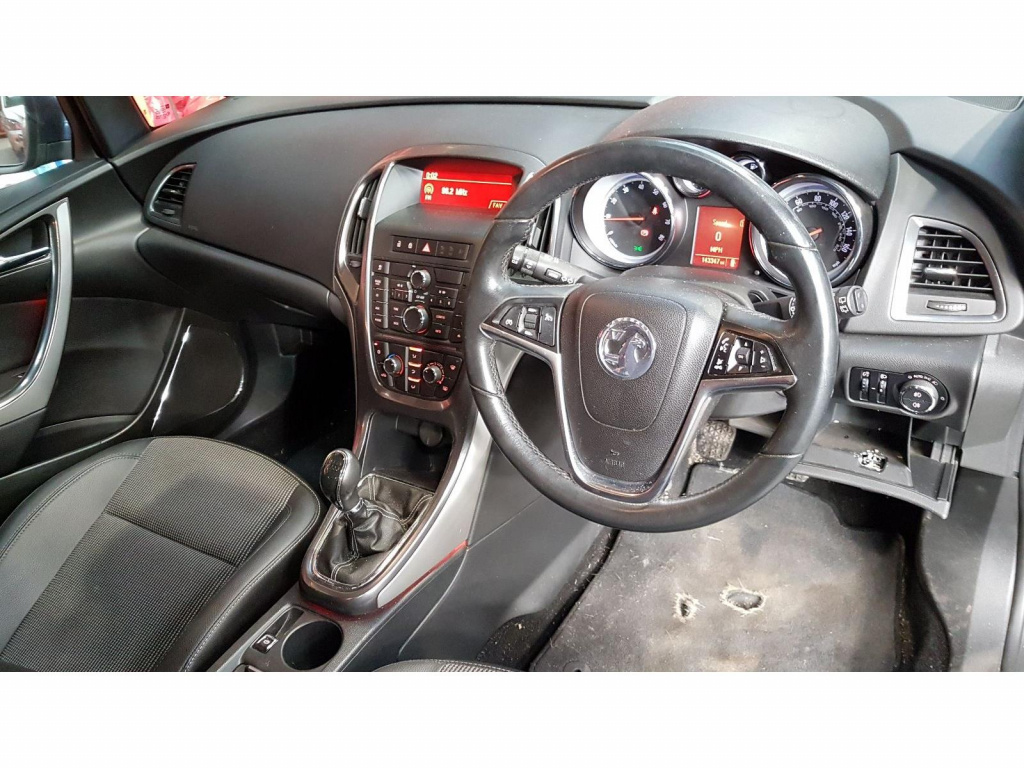 Airbag volan Opel Astra J 2012 Break 1.6