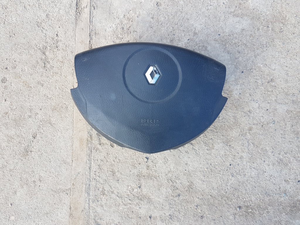 Airbag volan Renault Clio 2 cod: 8200432120
