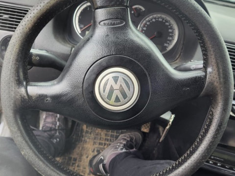 Airbag volan Volkswagen Golf 4 1.9 TDI ASZ combi an 2004