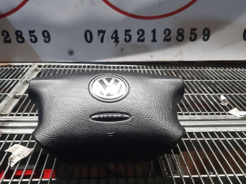 Airbag volan Volkswagen Passat 5.5 / Golf 4 cod 1377050a