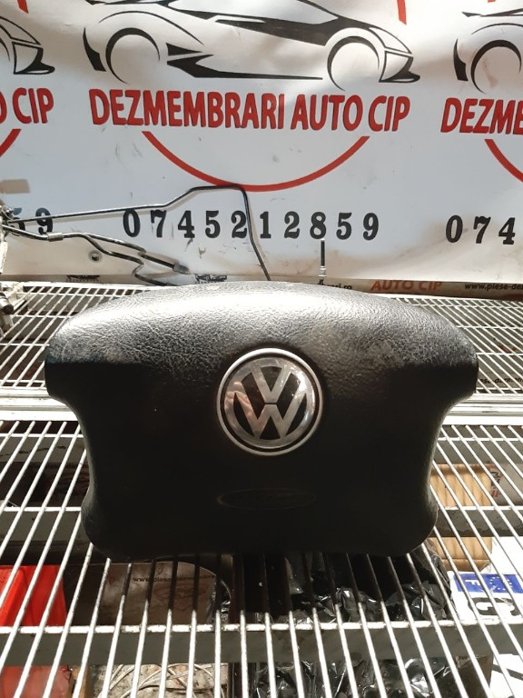 Airbag volan Vw Golf 4 cod 3b0880201ae