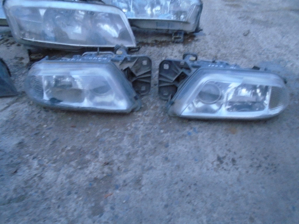 Alfa 166 far stanga dreapta 200ron set