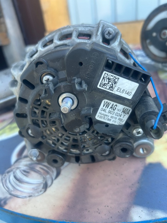 ALTERNATOR 04L903024T 140A Volkswagen PASSAT B8 DFGA / DFG cod piesa 04L903024T 2015 2016 2017 2018 2019