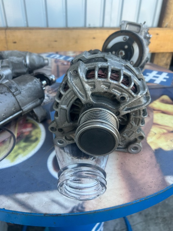 ALTERNATOR 04L903024T 140A Volkswagen PA