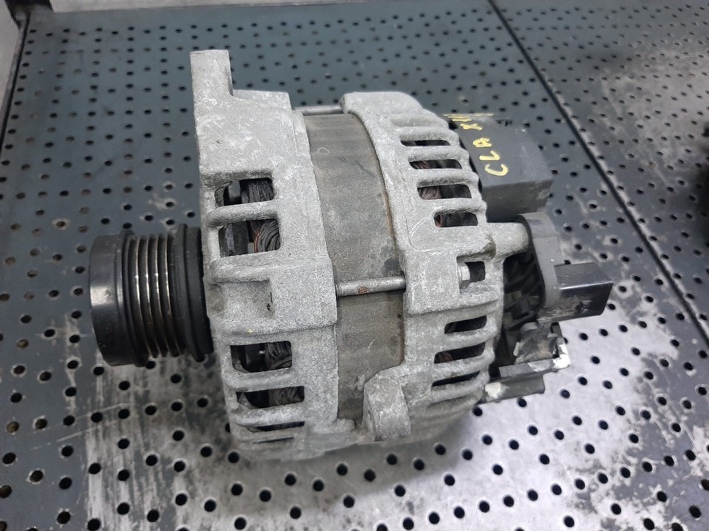 Alternator 1.6 b 270910 mercedes cla x117 a-class w176 b-class w246 a0009061903