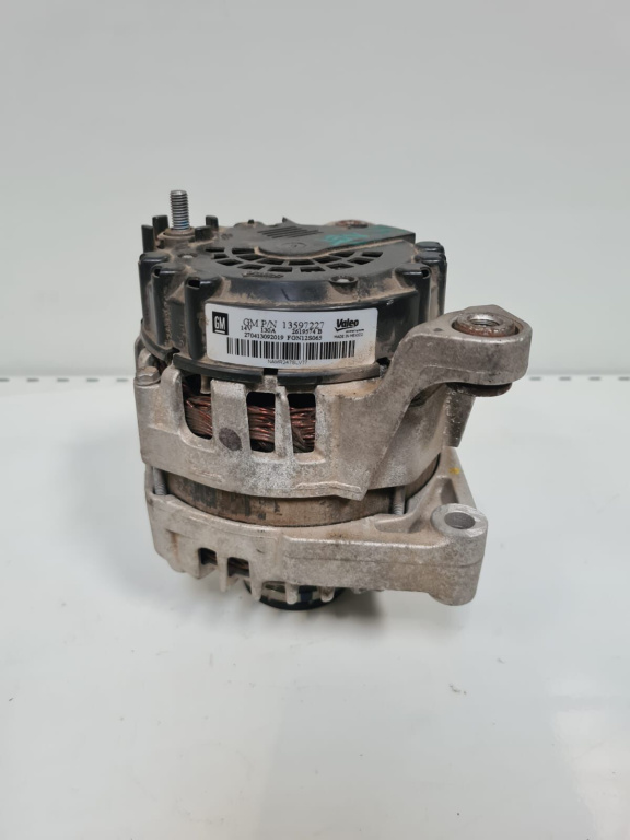 Alternator 14V 130A Opel Astra J, Meriva B, Zafira C, Corsa D, Insignia 1.4 benzina A14NET 13597227