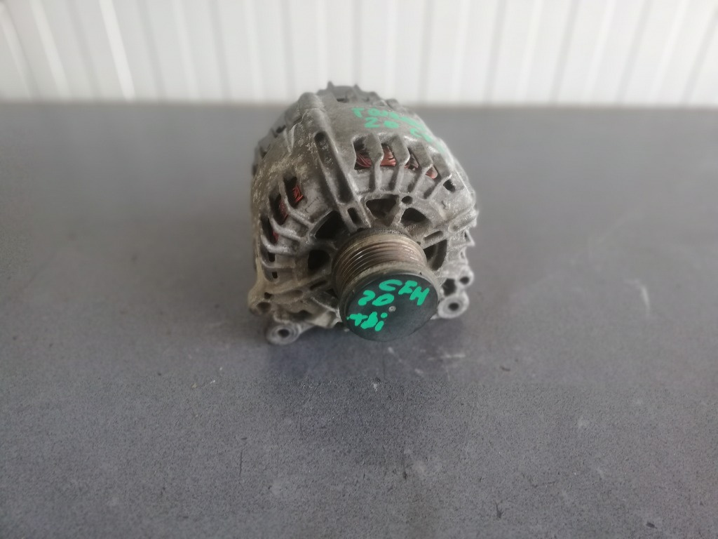 Alternator 14V 140A VW Touran 1T3 Facelift 2.0 TDI 140 cai motor CFH CFHC cod 03L903023AX