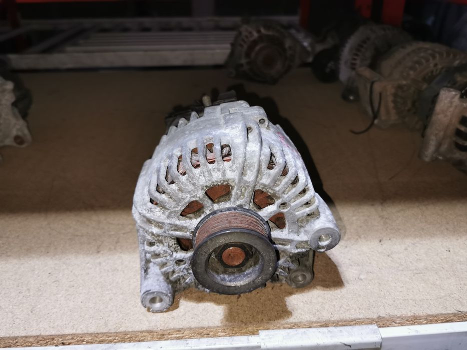 Alternator 150A 3.0 diesel bmw seria 5 seria 3 e90 e91 e92 e60 e61